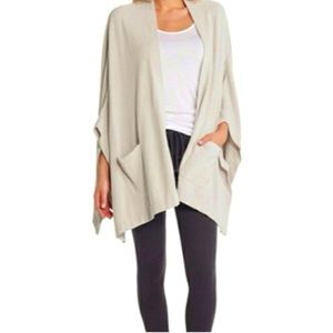 Women’s Barefoot Dreams Cozychic Ultra Lite Sweater